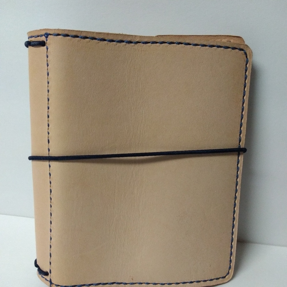 tn nude /navy stitches speckled fawn passport wide